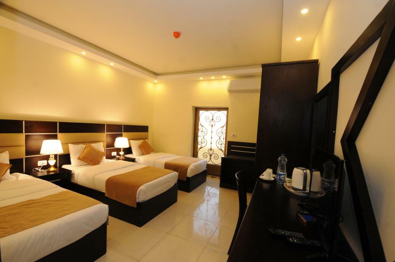 Shaqilath Hotel Vádi Músza Kültér fotó